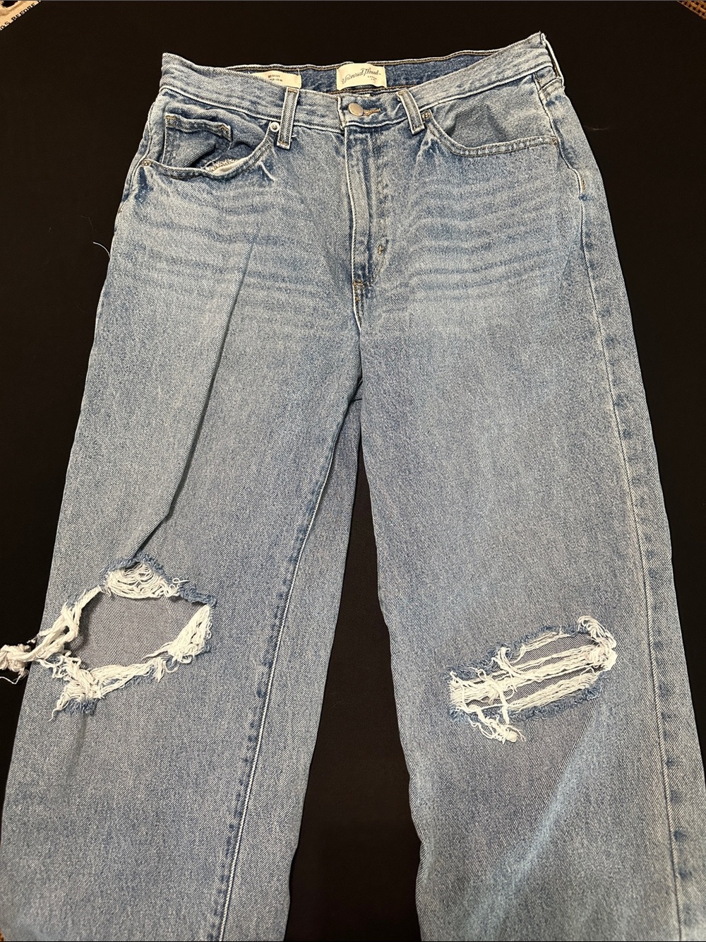 Universal Thread Light Blue Distressed 90s Baggy Jeans